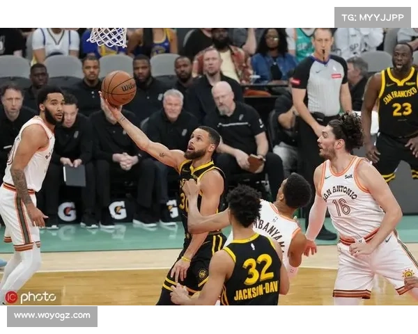 nba马刺时况录像,圣安东尼奥马刺新赛季开门红文班亚马首秀惊艳砍下两双数据 nba马刺时况录像,圣安东尼奥马刺新赛季开门红文班亚马首秀惊艳砍下两双数据